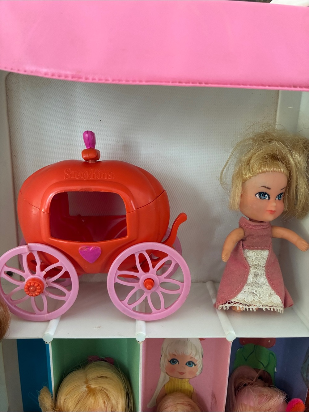 Vintage Mattel Kiddles Collector’s Case, Cinderella coach, dolls, accessories - Picture 3 of 12
